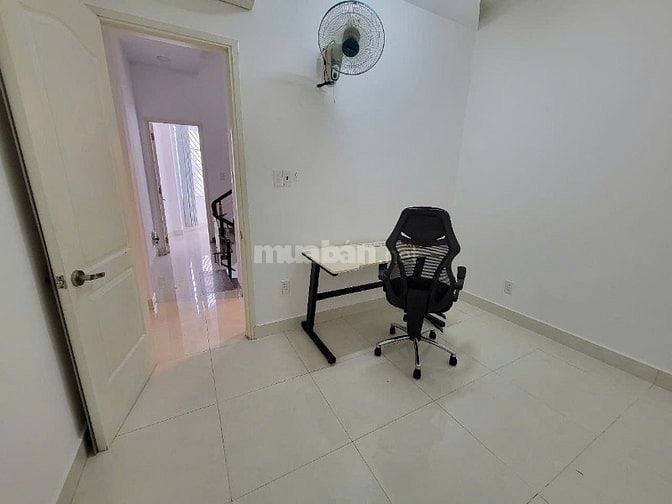 Nhà 38m2-5,2 tỷ, 4PN-3WC, Bình thới Phường 14, vòng xoay lê đại hành