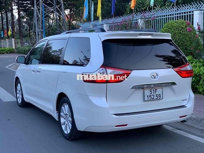 Toyota Sienna limited 2015 - 75000 km