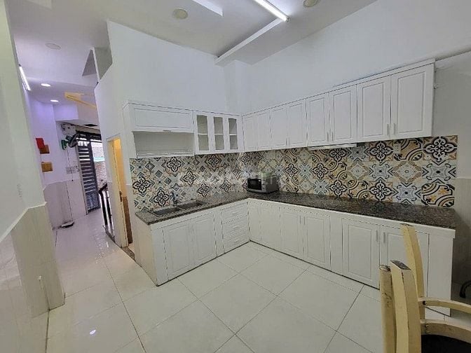 Nhà 38m2-5,2 tỷ, 4PN-3WC, Bình thới Phường 14, vòng xoay lê đại hành