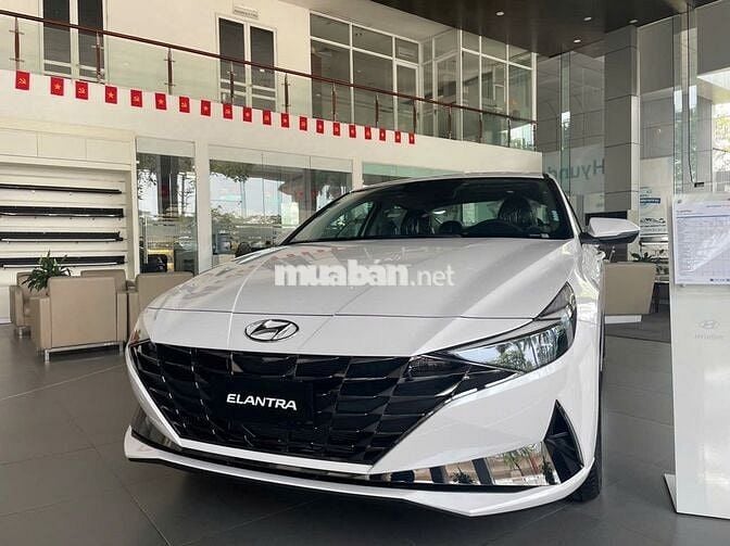 Hyundai Elantra 2025 1.6At Đặc biệt Xả Kho Giá Tôt
