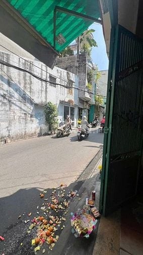 Cho thuê nhà hẻm 3m Âu Cơ P.Phú Trung Q. Tân Phú giá 10tr