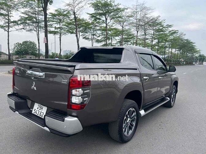 Mitsubishi Triton 2019 4x4 AT Mivec Premium
