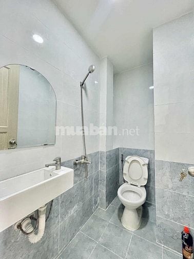 Văn phòng và ở , mây đường lớn 