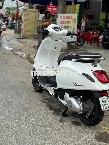 vespa đèn tròn biển 43 sieu đẹp ( hỗ tro gop 0đ)