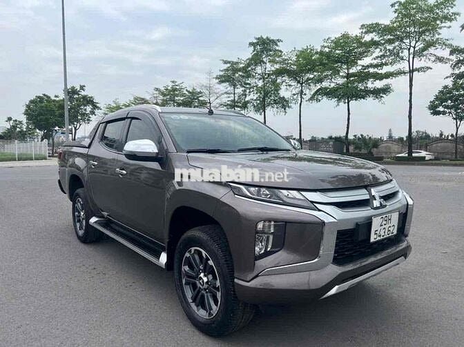 Mitsubishi Triton 2019 4x4 AT Mivec Premium