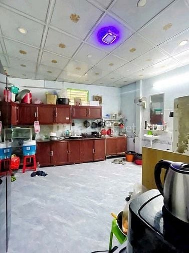 BÁN NHANH NHÀ KINH DOANH BUÔN BÁN Ở CHỢ BỜ ĐẤT MỚI GIÁ 780TR/THÁNG 