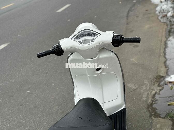 vespa đèn tròn biển 43 sieu đẹp ( hỗ tro gop 0đ)
