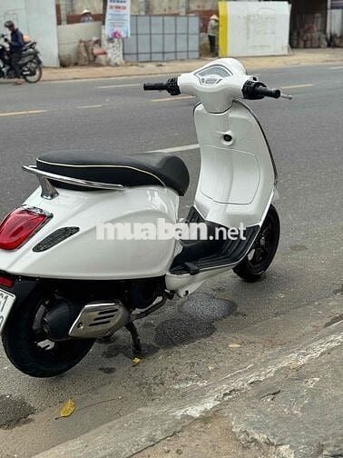 vespa đèn tròn biển 43 sieu đẹp ( hỗ tro gop 0đ)