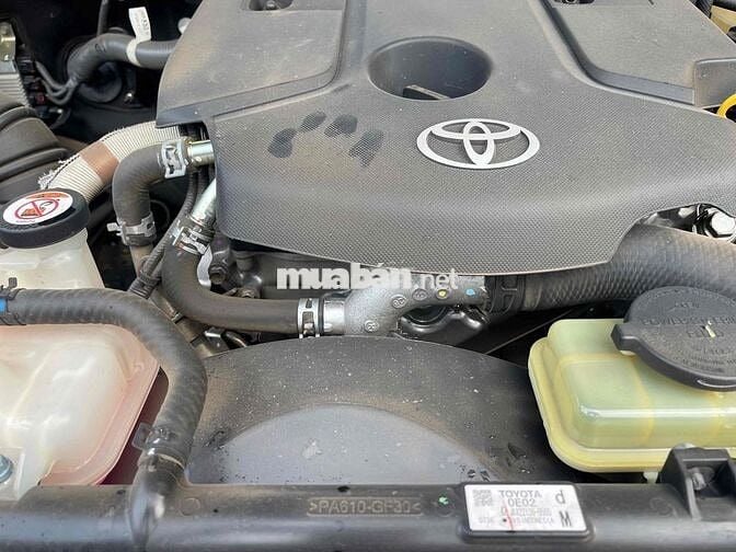 Toyota Fortuner 2021 2.4AT 4x2 - 48000 km