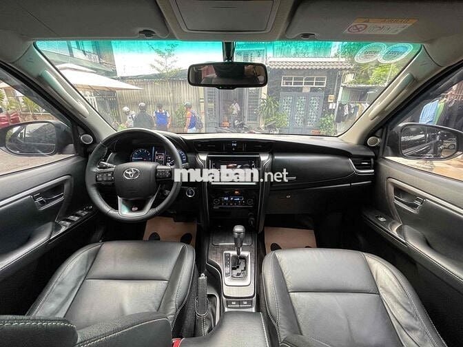 Toyota Fortuner 2021 2.4AT 4x2 - 48000 km