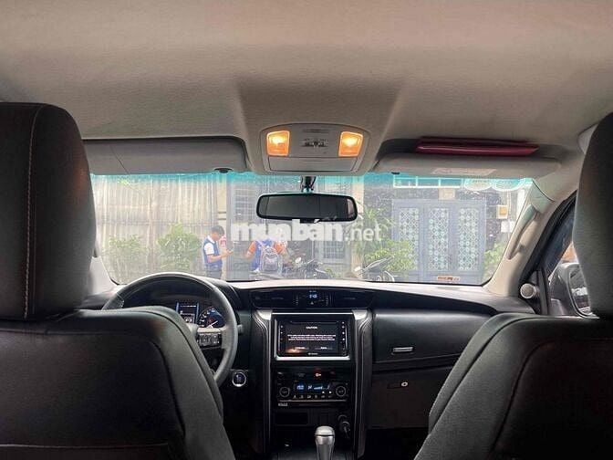 Toyota Fortuner 2021 2.4AT 4x2 - 48000 km