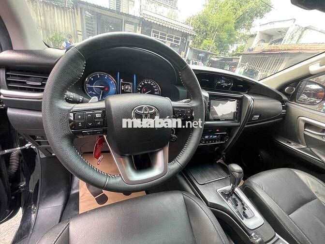 Toyota Fortuner 2021 2.4AT 4x2 - 48000 km