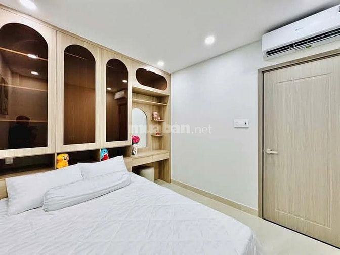 Nhà 4,5 x 9 nở hậu 5m đúc 1 trệt 2 lầu huỳnh khương an p5 gò vấp 