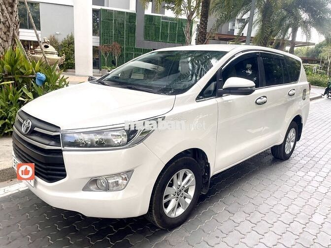 Toyota INNOVA 2018 E xe nhà ít xài còn Zin: 397tr
