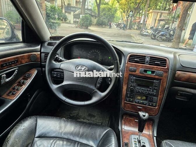 Hyundai XG 300 sản xuất 2004 tên cá nhân