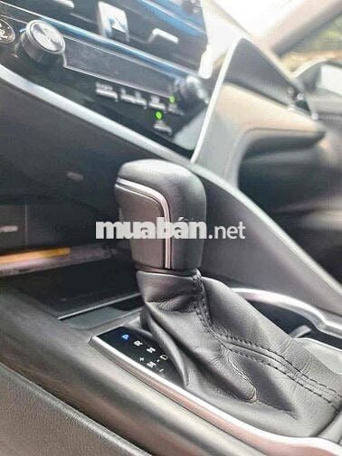 Toyota Camry 2022 2.0 G - 40000 km