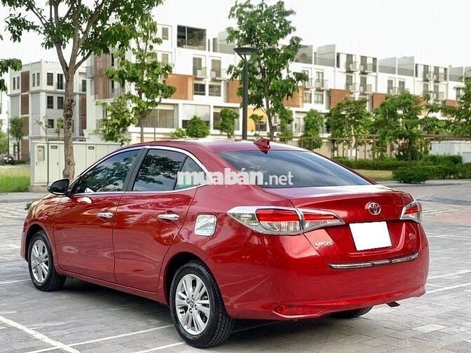 Bán  Vios G 2019, tự động, màu đỏ