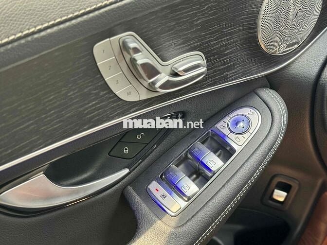 GLC300 BẢN V1 2022 4Matic - SIÊU LƯỚT 20000 km