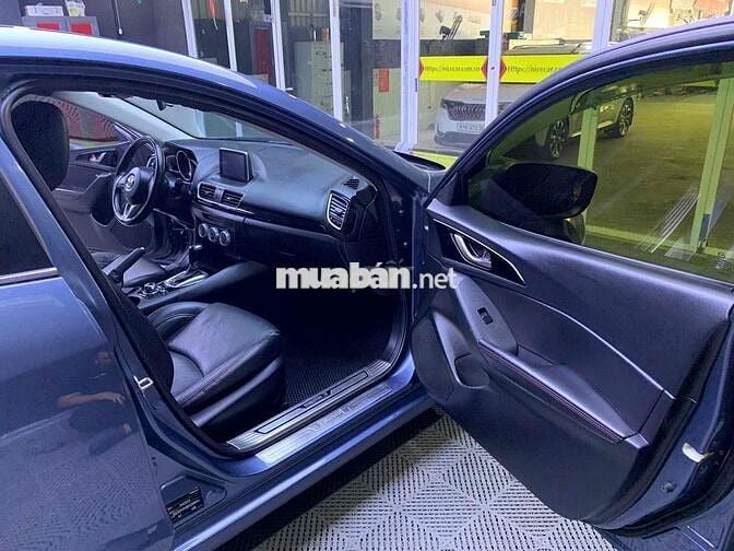 Mazda 3 2017 1.5 Sedan - 78000 km