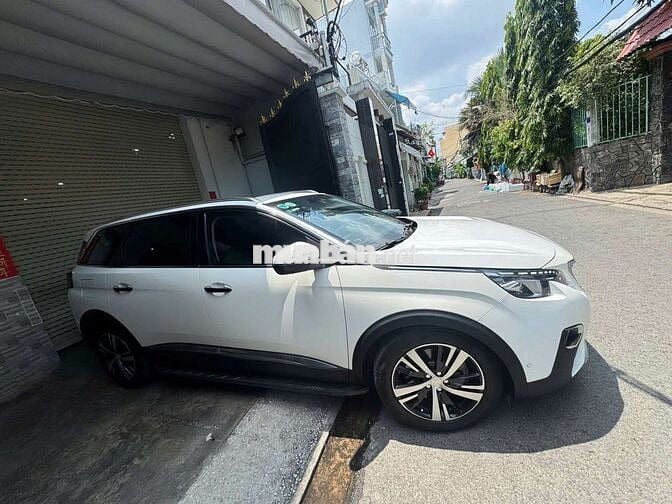 Peugeot 5008 2018 1.6L Turbo - 85400 km