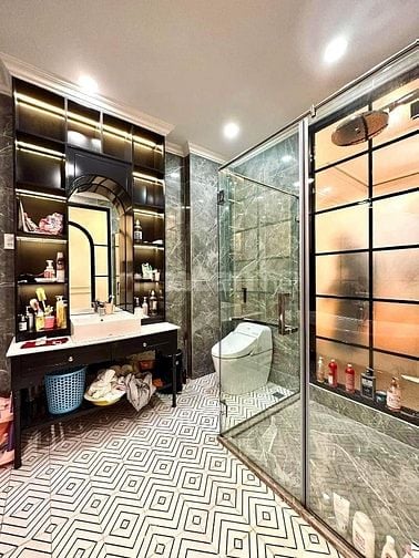 Bán nhanh nhà mặt đường kinh doanh Nguyễn Văn Mai,Q3.Giao Hai Bà Trưng