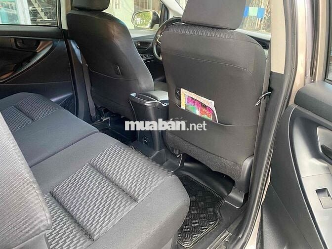 INNOVA E 2.0MT 2021 MÀ LƯỚT 16.000KM CHẤT KHỎI BÀN
