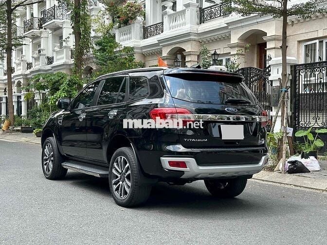 Ford Everest 2021 Titanium 4x4 xe chuẩn Zin đẹp 📌📌