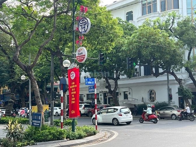 Binhbds cho thuê nhà 5 tầng mặt phố Lý Thường Kiệt 45tr/ tháng