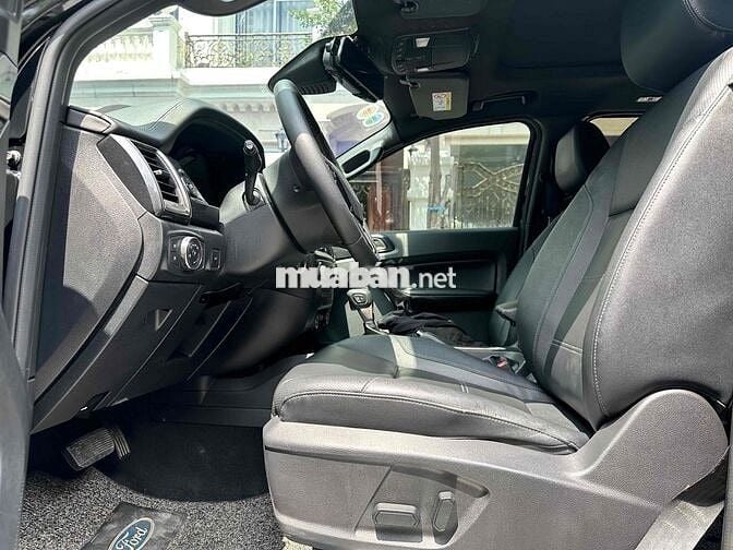 Ford Everest 2021 Titanium 4x4 xe chuẩn Zin đẹp 📌📌