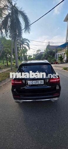 Mercedes Benz GLC 2017 - 250- 49000 km