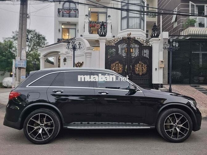 Mercedes Benz GLC 2017 - 250- 49000 km