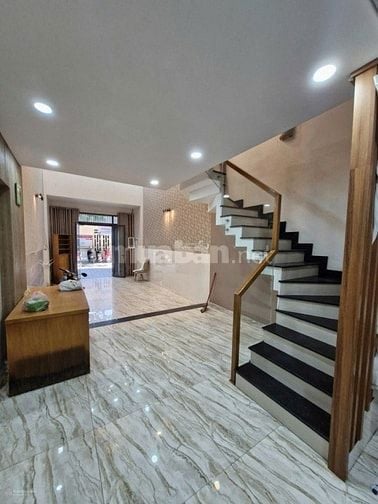 Cho thuê nhà khu 7a thành thái , phường 14, phú nhuận