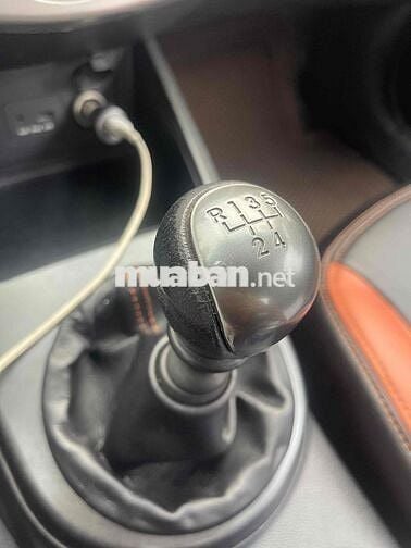Kia Cerato 2009 1.6 MT - 160000 km