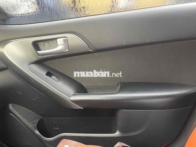 Kia Cerato 2009 1.6 MT - 160000 km