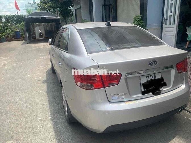 Kia Cerato 2009 1.6 MT - 160000 km
