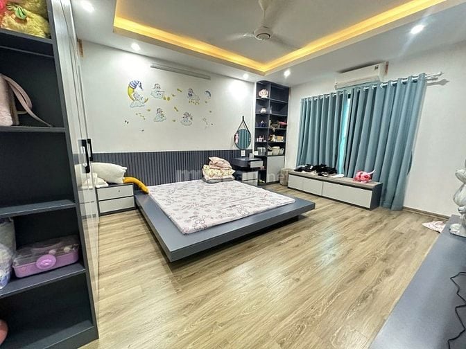 30M RA Ô TÔ TRÁNH, KHƯƠNG TRUNG THANH XUÂN, 50M2 3TẦNG,FULL  NỘI THẤT.