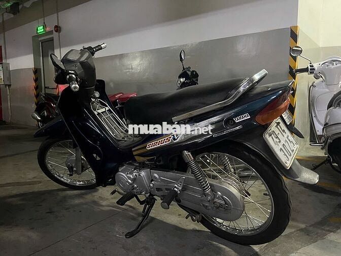 Xe số yamaha 110ie 2003 màu Xanh mới 85%.