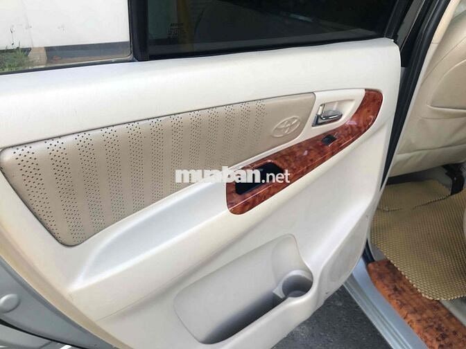 Toyota Innova 2007 G - 317000 km