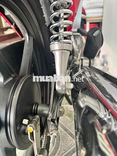 xe cop zin nguyên bản