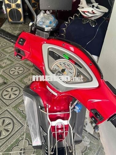 xe cop zin nguyên bản