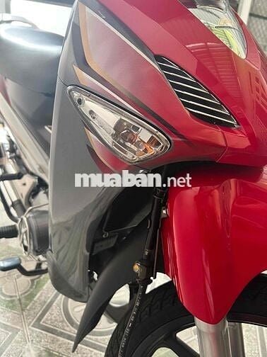 xe cop zin nguyên bản