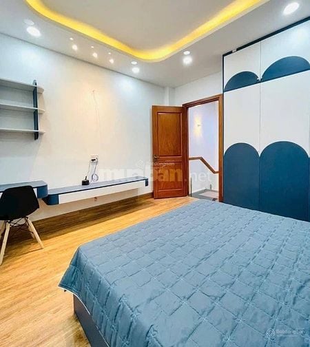 GIÁ NHÀ SIÊU HỜI NGAY Đ. HỒ VĂN HUÊ PN, GẦN CV HVH. DT: 82,8M2/ SỔ SẴN