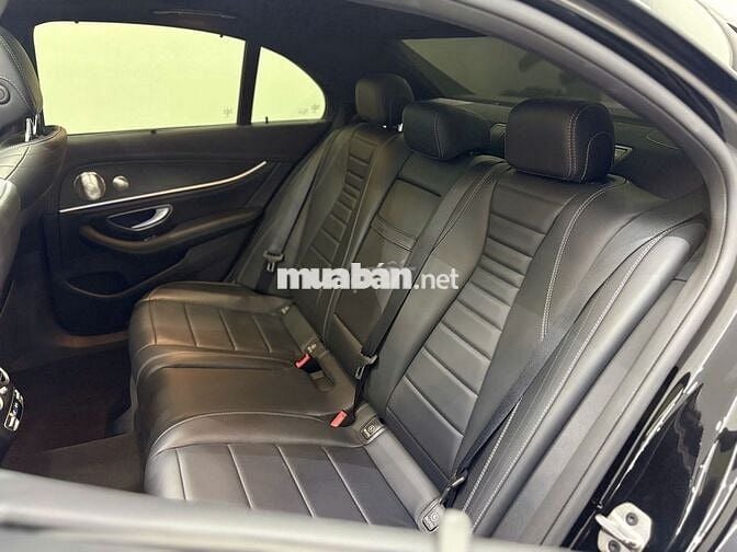 Mercedes Benz E300 AMG 2022 - 81000 km