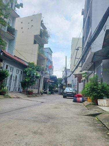 Bán nhà đường Tây Thạnh hẻm xe hơi quận Tân Phú. Dt 6x7 trệt lầu 