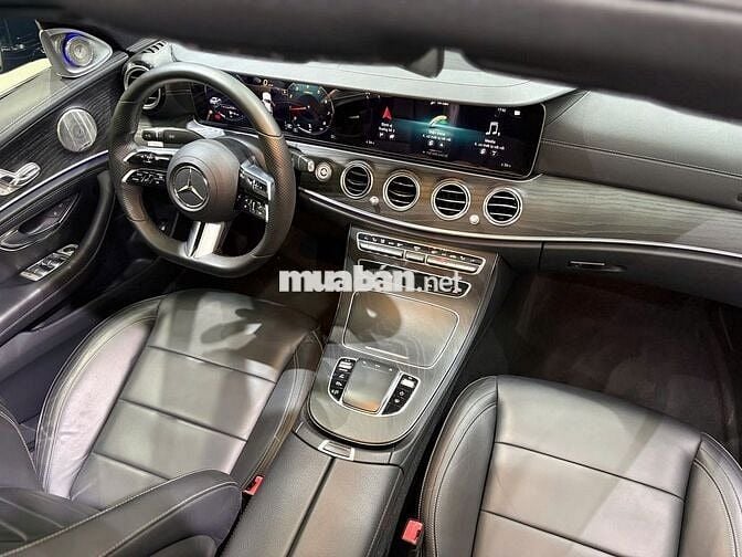 Mercedes Benz E300 AMG 2022 - 81000 km
