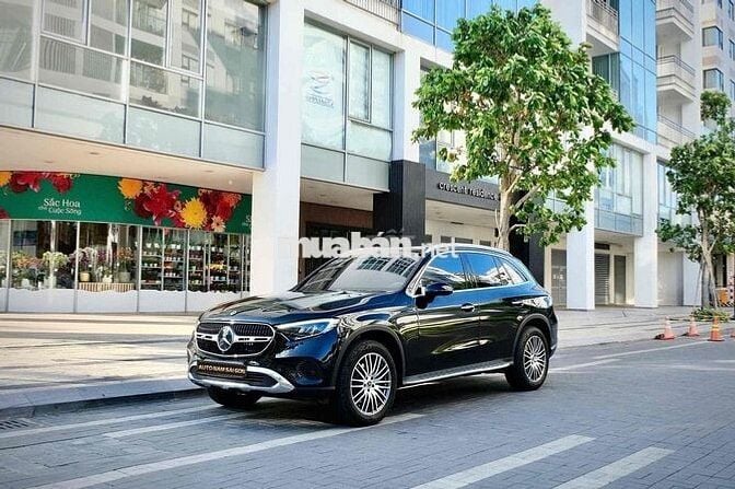 Mercedes Benz GLC Class 2023 - 7000 km siêu lướt