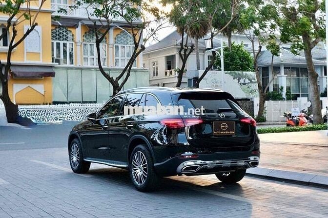 Mercedes Benz GLC Class 2023 - 7000 km siêu lướt