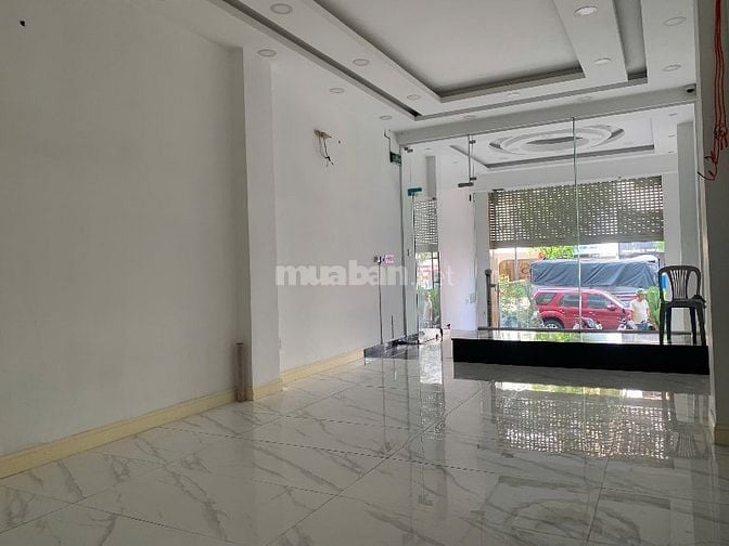 Cho thuê nhà MT Nguyễn Văn Giai, P. Đa Kao, Q.1. Hầm 5 tầng. Giá 65 tr