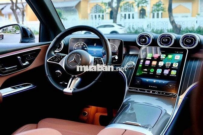 Mercedes Benz GLC Class 2023 - 7000 km siêu lướt