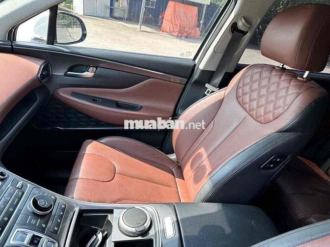 Hyundai Santa Fe 2023 Cao cấp 2.5L HTRAC
